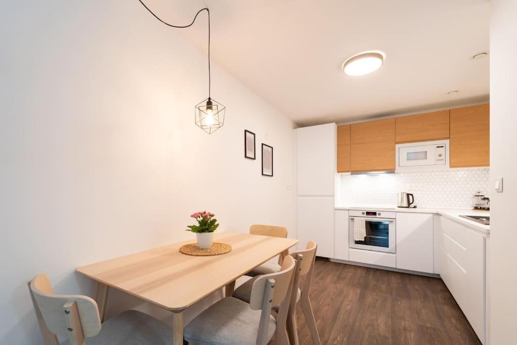 City Park Apartment - Brno Eksteriør billede